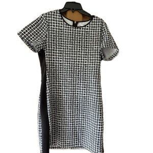 Black and White Geometric Pattern Dress